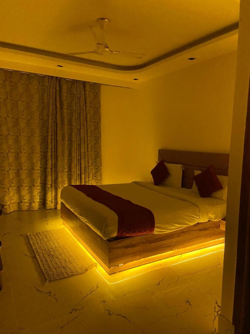 Hotel Royal Paradise By Kdson New Delhi Exterior photo