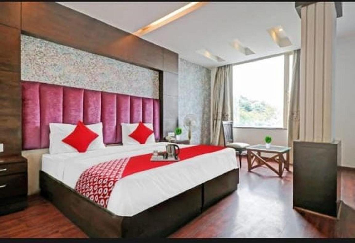 Hotel Royal Paradise By Kdson New Delhi Exterior photo
