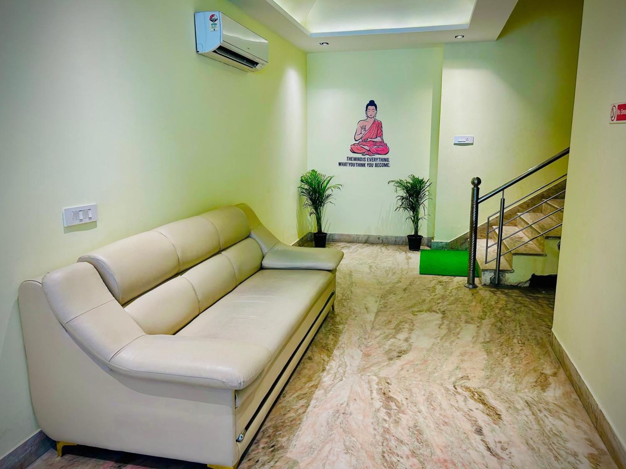 Hotel Royal Paradise By Kdson New Delhi Exterior photo